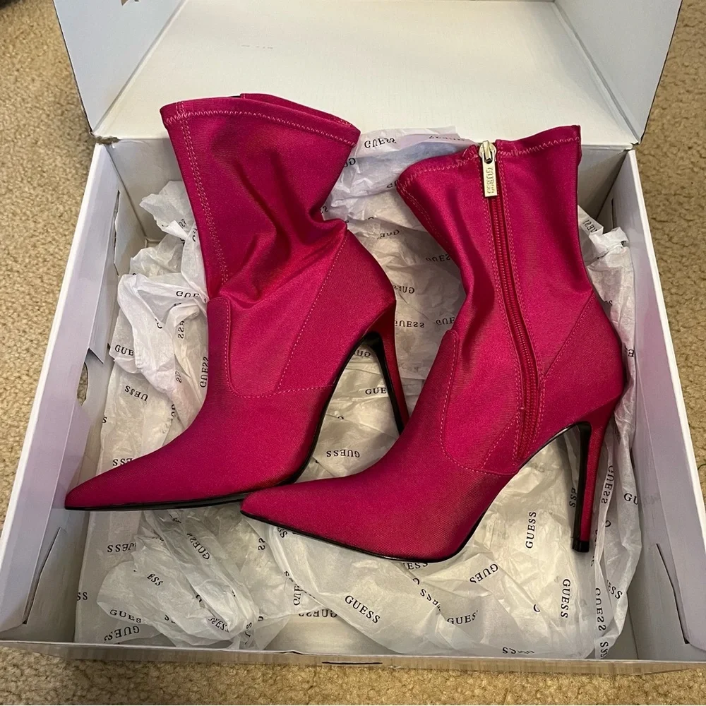 NWT Guess Women’s Frita Ankle Boot Size 5 - Picture 12 of 15